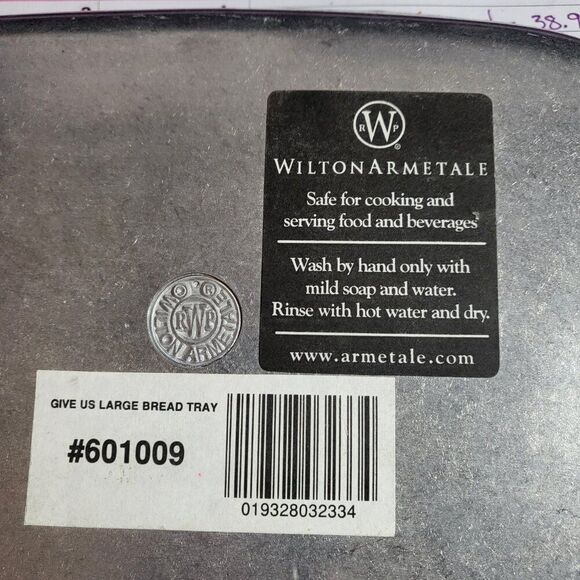 Vintage Country Ware Wilton Armetale "Give Us This Day Our Daily Bread" Plate - Picture 4 of 6